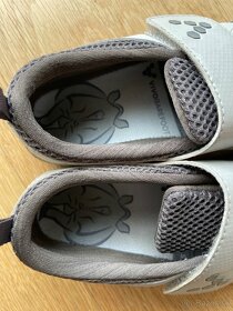 Vivobarefoot 29 - 2