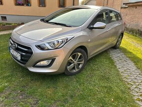 Hyundai i30 -- CW Combi -- 2015 -- 1.6 CRDI -- 55 135 KM -- - 2