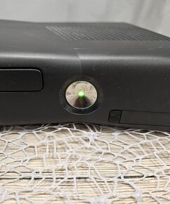 Xbox 360 na diely Rozpredam - 2