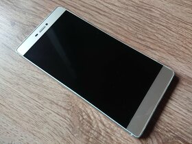 Huawei P8 - 2