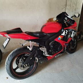 Suzuki gsxr600rr k7 - 2