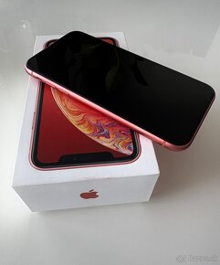 Predám iPhone XR, 64 GB - 2