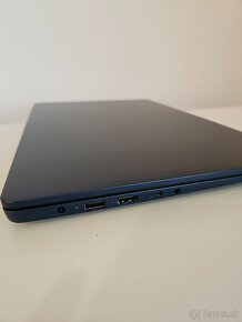 Lenovo IdeaPad slim 3 Ryzen 5 7520U / 8GB RAM / 512GB SSD - 2