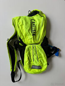 Camelbak Rogue batoh 3,3l , Lemon Green, hydrovak 2l - 2