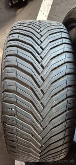 Predám 2ks.celoročné michelin 225/40R18 92Y.. - 2