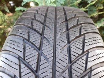 205/60 r17 Bridgestone ,2ks, zimné ,6,5mm - 2