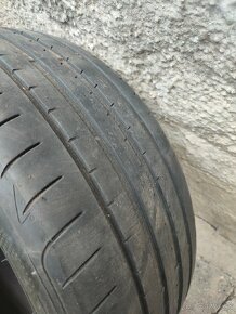 Predám letnú pneumatiku Goodyear 225/45 R17 - 2