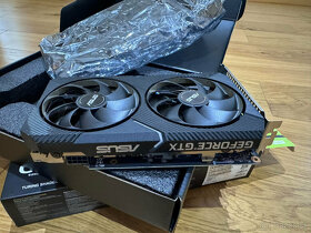 ASUS DUAL GeForce GTX 1660 SUPER O6G MINI - 2