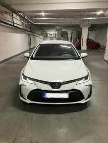 Toyota Corolla Sedan 1,8 Hybrid Comfort Style Tech - 2