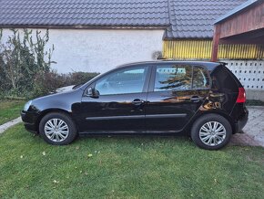 Volkswagen Golf 5 1.6 Benzín - 2