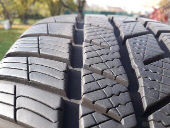 205/50 r17 zimne pneumatiky barum - 2