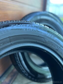 Predám letné pneu Brigestone 195/65 R15 - 2