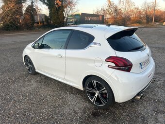 Peugeot 208GTi  5500€ len do konca tyzdna - 2