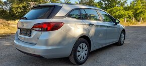 Opel Astra Sport Tourer ST 1.6 CDTI eco FLEX - 2