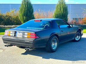 Chevrolet Camaro iroc-z 28 5.0 v8 TBI 1988 coupe manuál - 2