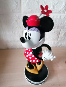 Minnie Mouse bobblehead - 2