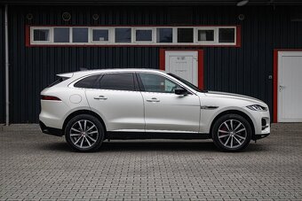 Jaguar F-Pace P400e Plug-in Hybrid - 2