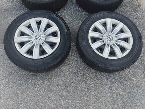 51.VW Tiguan plechové disky 215/65 R17 - 2