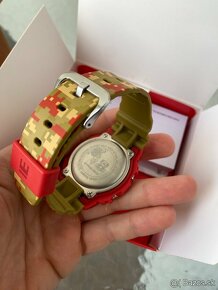 Casio G-Shock X Super Mario - 2