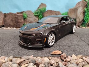 Prodám model 1:18 Chevrolet Camaro 2017 - 2