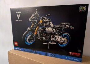 LEGO Technic 42159 Yamaha MT-10 SP - 2