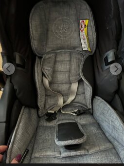 KIDDY Autosedačka Evoluna i-size 2 + Isofix základňa - 2