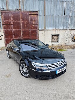 Volkswagen Phaeton 3.0 TDi V6 Tiptronic 4Motion - 2