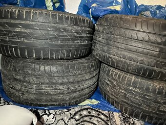 Letné Gumi dvojrozmer 295/40 R20 - 255/45 R20 - 2