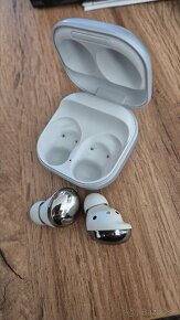 Samsung Galaxy Buds Pro Strieborne - 2