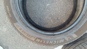 Predám letné pneu Michelin Primacy 4 205/55/R17 95V - 2