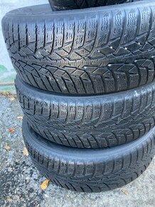 Zimné pneu 205/55R16 viem aj prezuť - 2