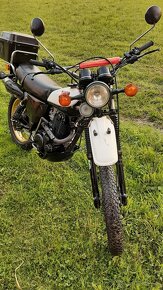 Yamaha XT 500 r.v. 1980 silvertank doklady - 2