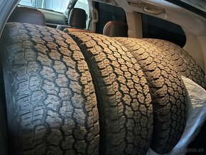 Goodyear wrangler all terrain 255/65 r19 - 2