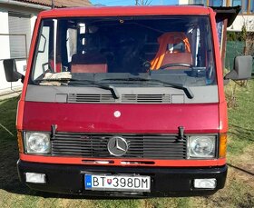 Mercedes-Benz MB100 - 2