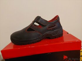 Bezpečnostná obuv - 2