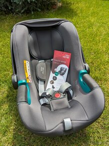 Autosedačka BRITAX RÖMER Baby Safe 3 40-83cm - 2