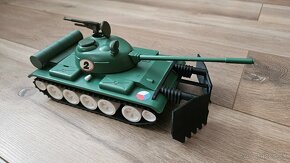 Tank Ites stará hračka - 2