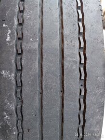 295/80 R22,5  Z  Vodiace - 2