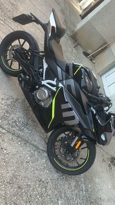 CF moto 300sr - 2