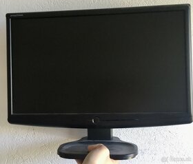 Predám monitori Benq 19” a monitor eMachines 18,5” - 2