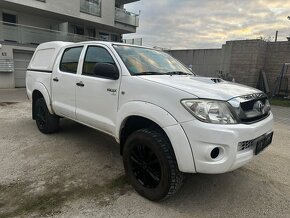 TOYOTA HILUX 2,5 DIESEL 4X4 ROK 2011 - 2