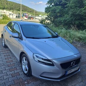 Predám Volvo V40 90kw, Rok výroby 2017, Automat, benzín - 2