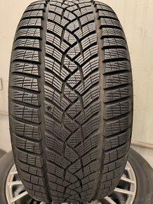 Goodyear ultragrip performance + 235/50 R17 100V - 2