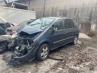 volkswagen sharan 1.9tdi - 2