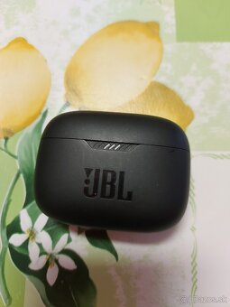 Predám Bluetooth slúchadlá JBLtune 230tws - 2