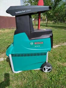 Predam drticku konarov Bosch 2500W - 2