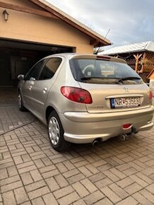 Peugeot 206 dohoda možná - 2