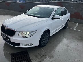 ROZPREDAM ŠKODA SUPERB 2 AUTOMAT DSG 2.0TDI 125KW SEDAN - 2