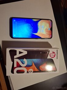 Samsung galaxy A20e - 2