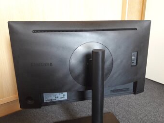 24" Samsung S24H850QF - 2